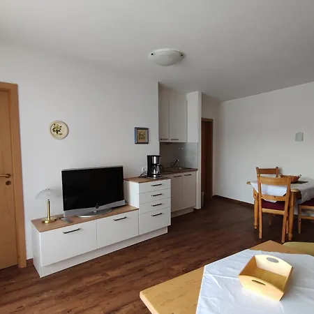 Erlmann Apartment *