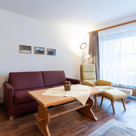 Erlmann Apartment *